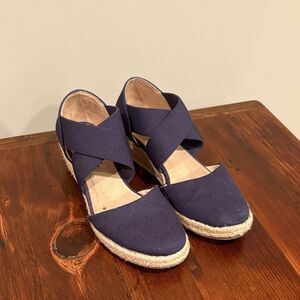 Life Stride Velocity Keaton Wedge Espadrille Sandals Size 6.5